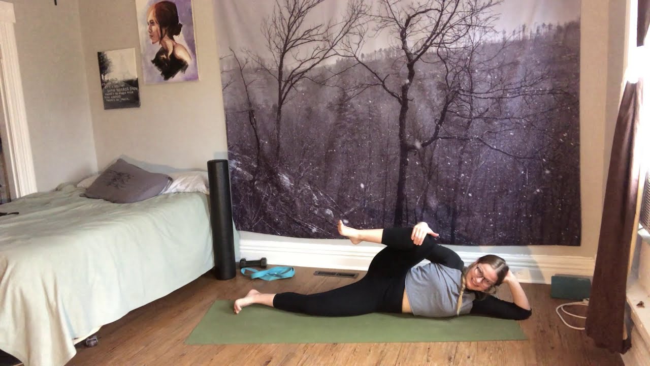 Yoga Pose How To: Anantasana - Reclining Vishnu Couch Pose