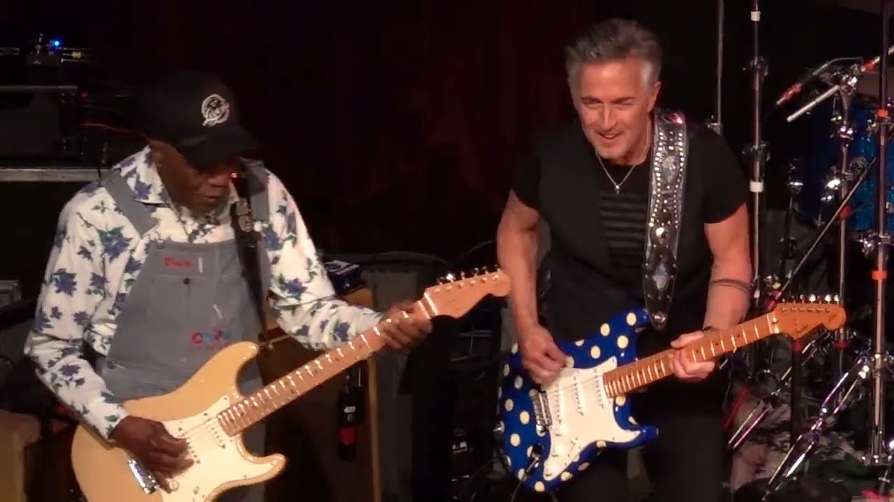 Buddy Guy Live 2022 🡆 Champagne and Reefer ⬘ w/Colin James 🡄 Mar 19 ⬘ HoB Houston, TX