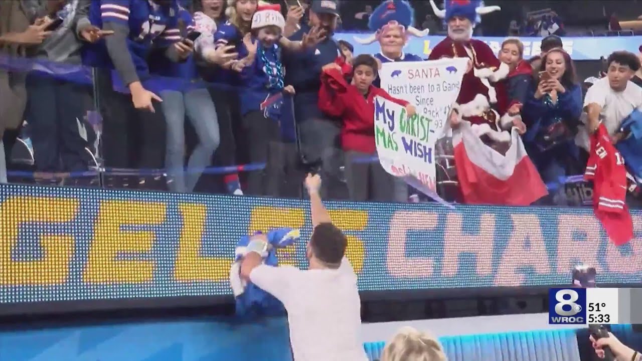 Josh Allen makes young fan's Christmas wish come true