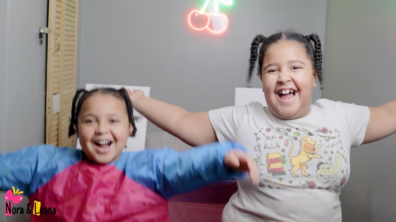 Learn to PAINT with Nora & Leona! 🎨 Easy Kids Painting Tutorial for Beginner