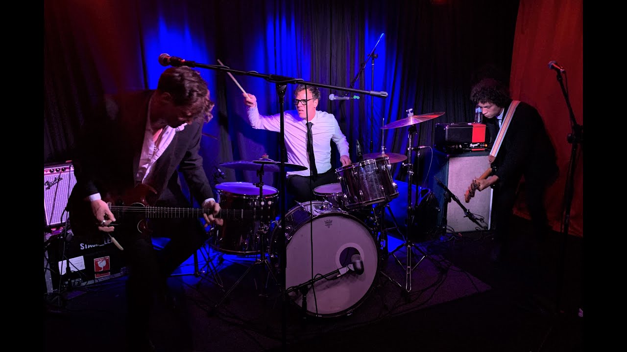 His Lordship - Red Hot - Golden Lion, Todmorden - 7 July 2022