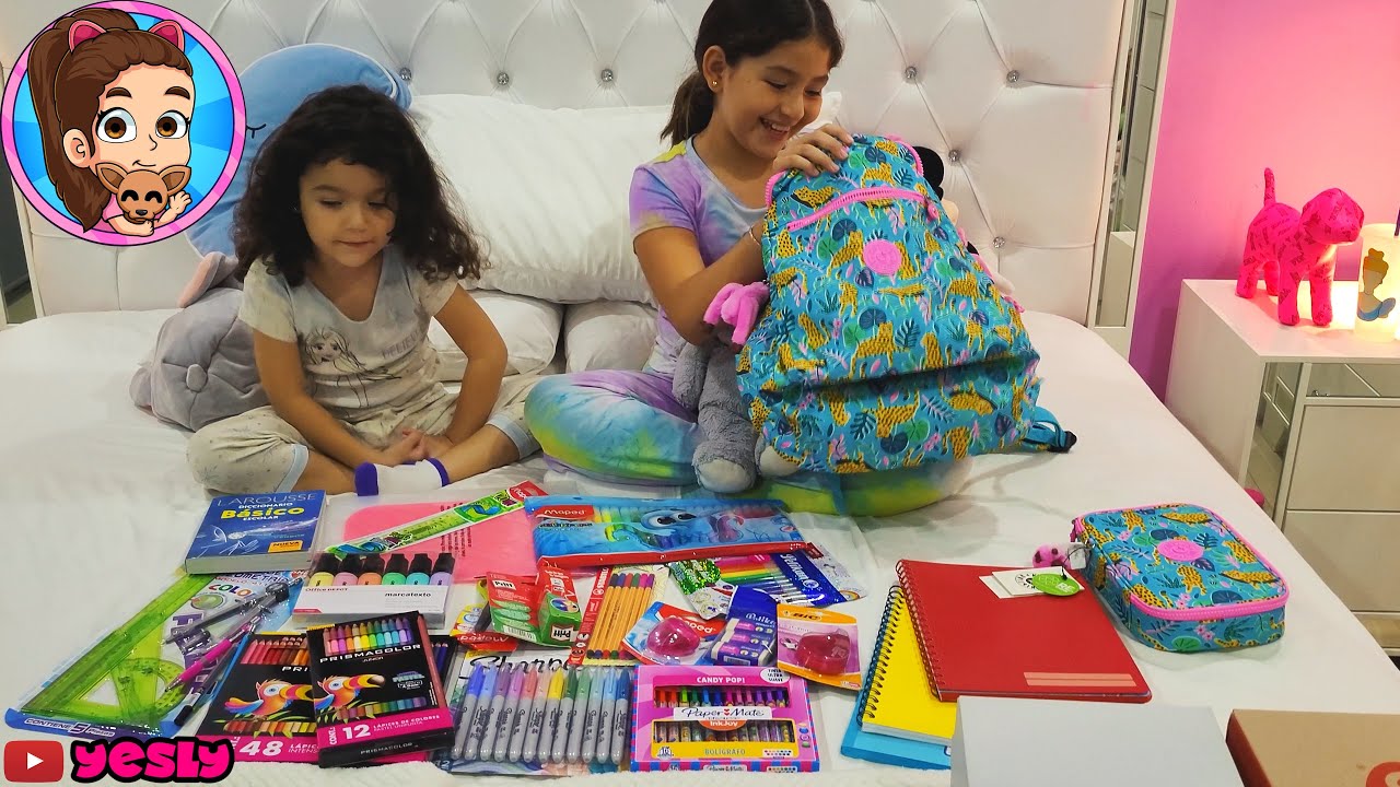 ¿QUÉ HAY EN MI MOCHILA? | REGRESO A CLASES 2022 | YESLY