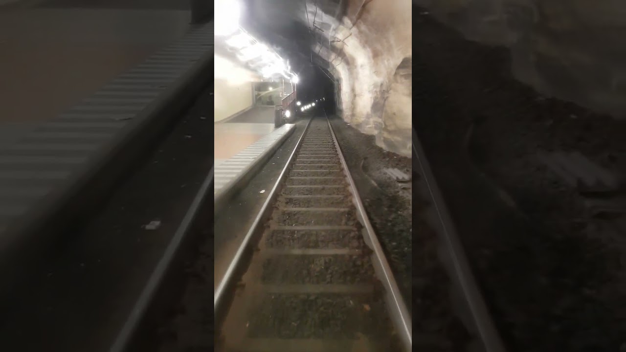 Den Onsdag så blir Hjällbo-Storås dom har öppna lampa i tunnel