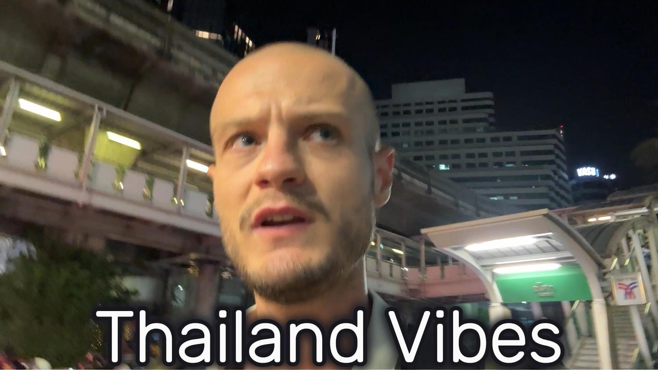 Ein ganz normaler Abend in Bangkok (ohne Filter)