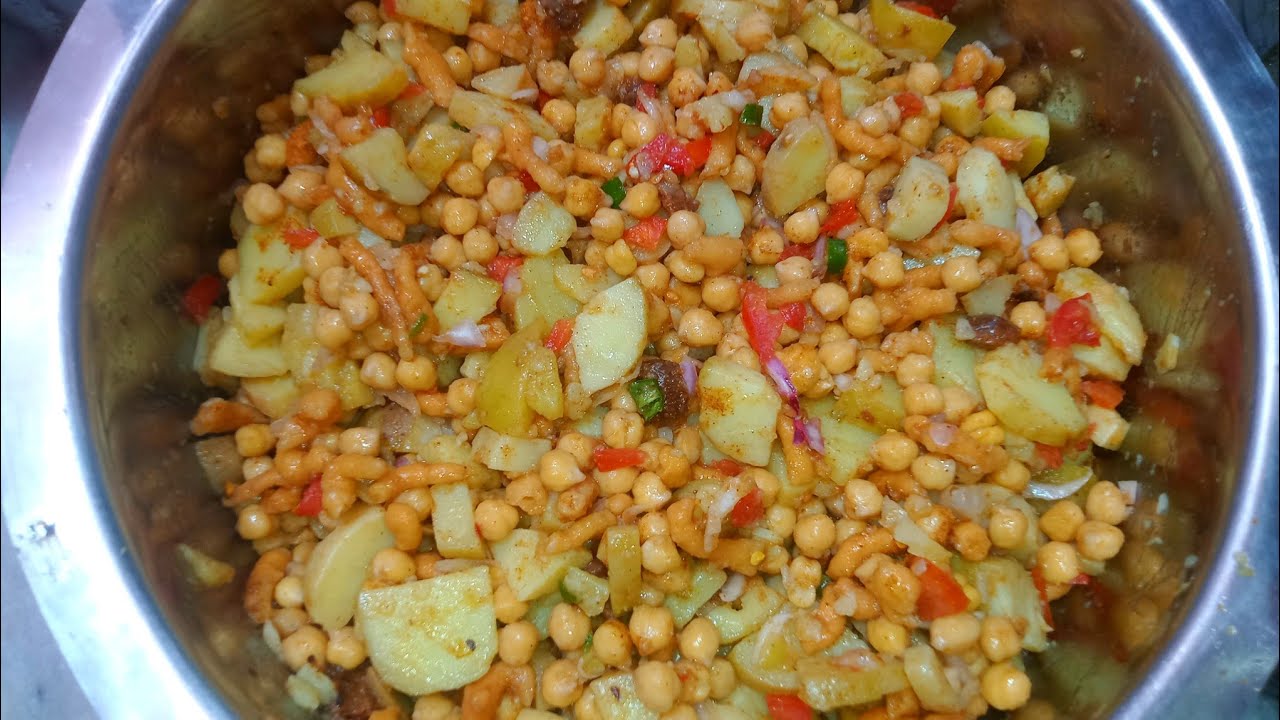 Alu chana Chat recipe - Iftar Special recipe - Healthy & Quick chat recipe - By Delicious Flavours 