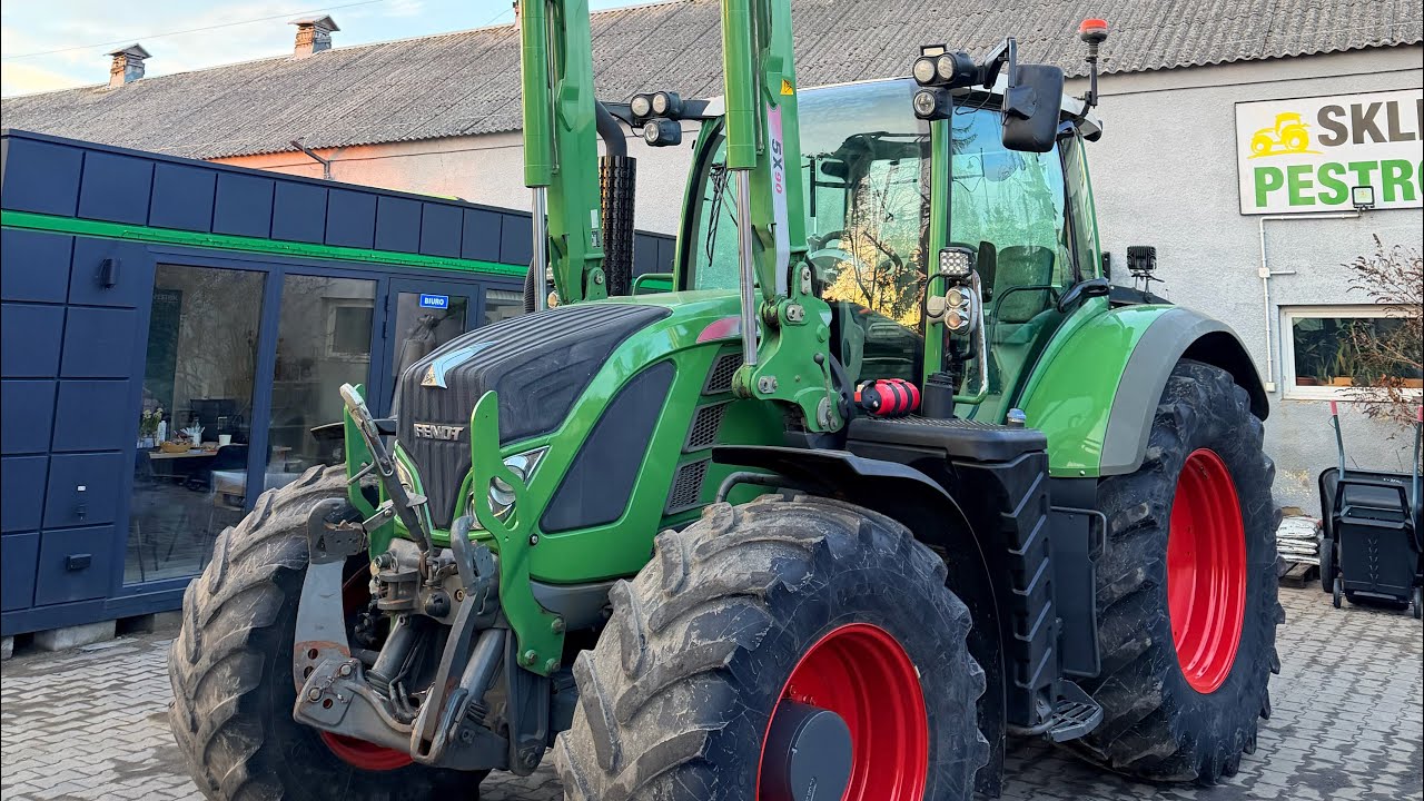 FENDT 724 VARIO PROFI PLUS, z turem FENDT CARGO 5X90, przedni TUZ, pneumatyka, duży terminal