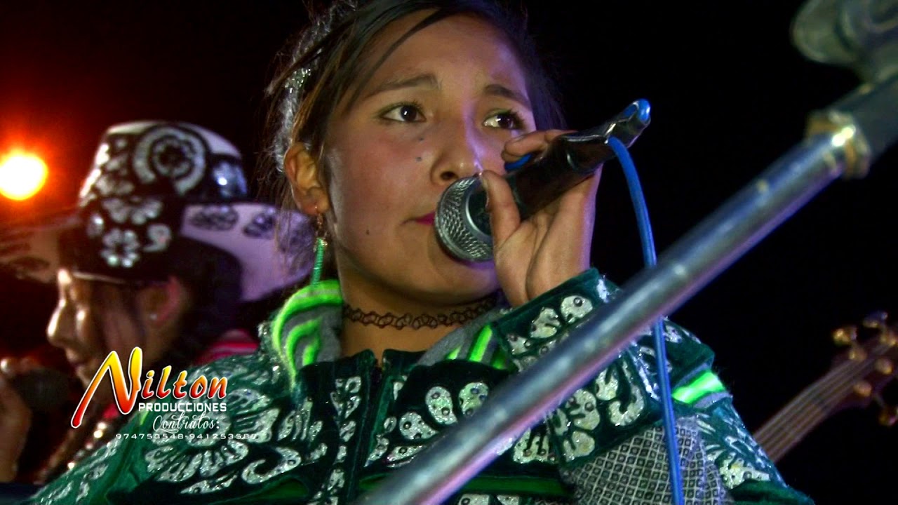 Las sabrositas de la huaylia Licor maldito en concierto pataqueña 2017
