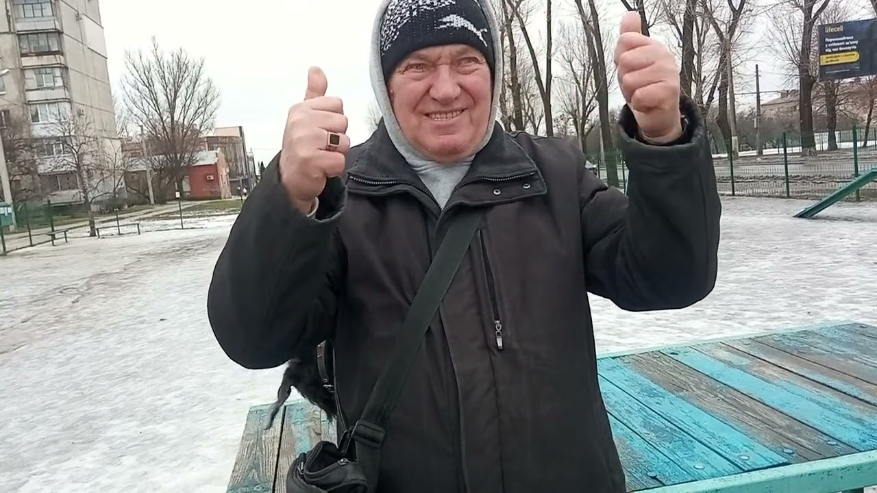 16.02.2026г выгул моих красотулек Чинару и Лизоньку. Харьков