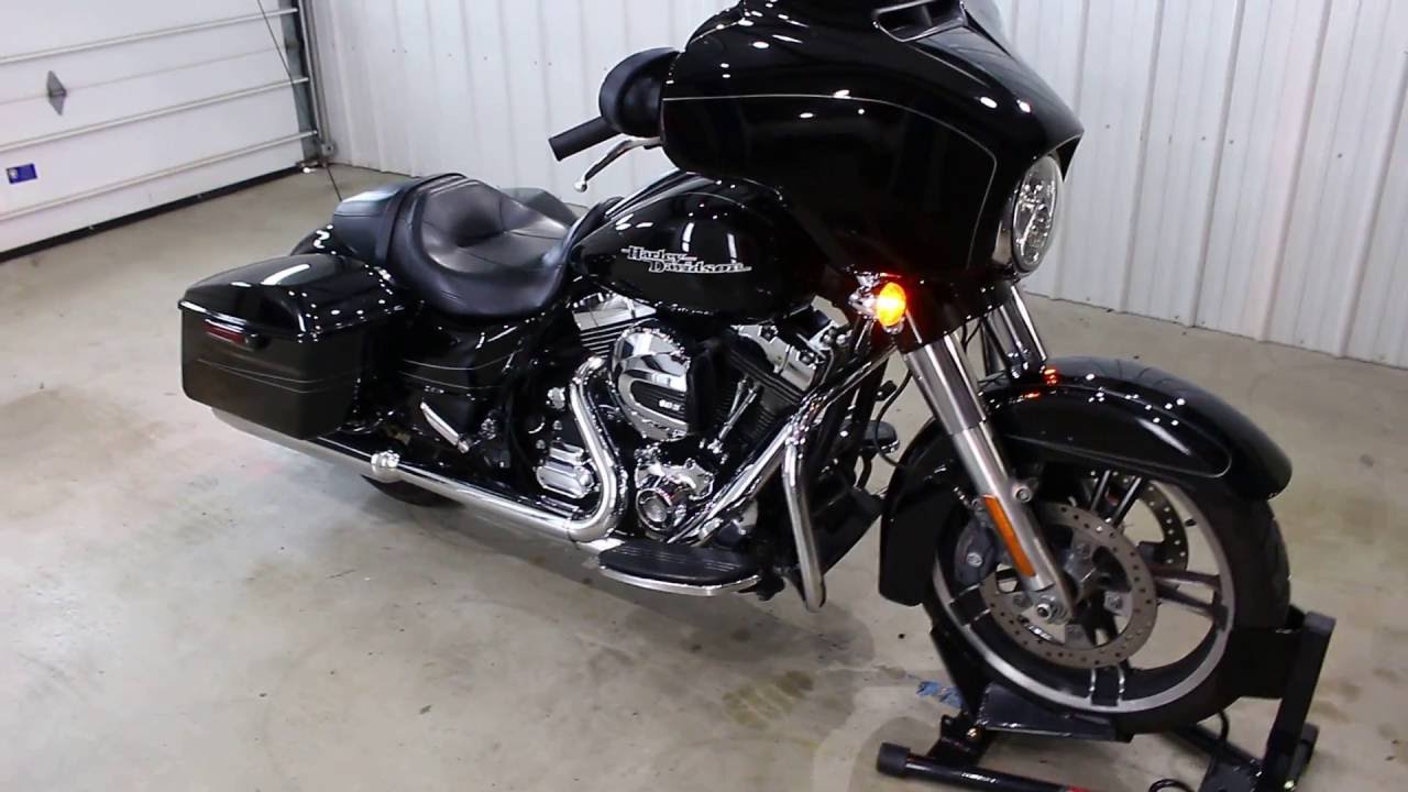 2015 Harley Davidson FLHXS Street Glide special