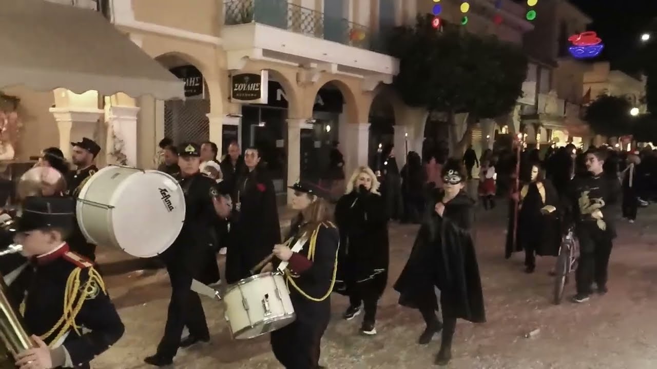 POVERO CARNEVALE - Η  ΚΗΔΕΙΑ της μάσκας του καρνάβαλου.