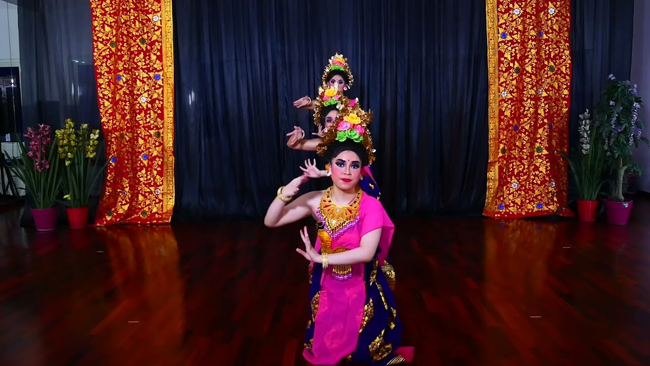 Tari Puspanjali