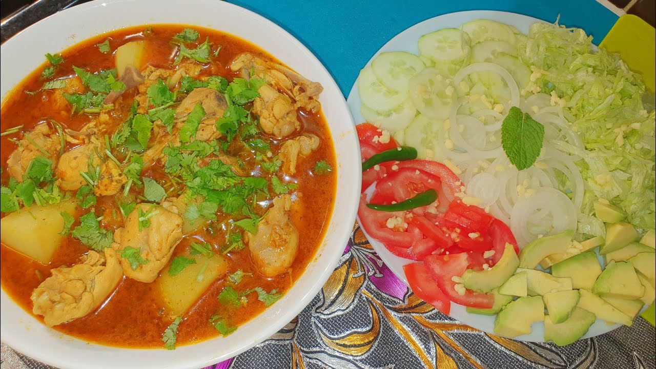 Aloo Chicken Curry Recipe / Chicken Curry with Potatoes