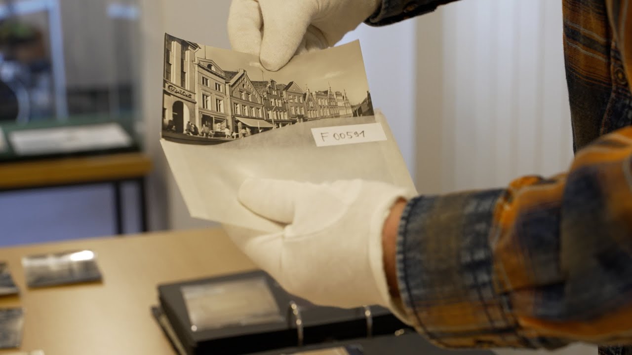 Güstrows Stadtarchivar bewahrt das Gedächtnis seiner Stadt – Fotos sind ein Teil der Erinnerung