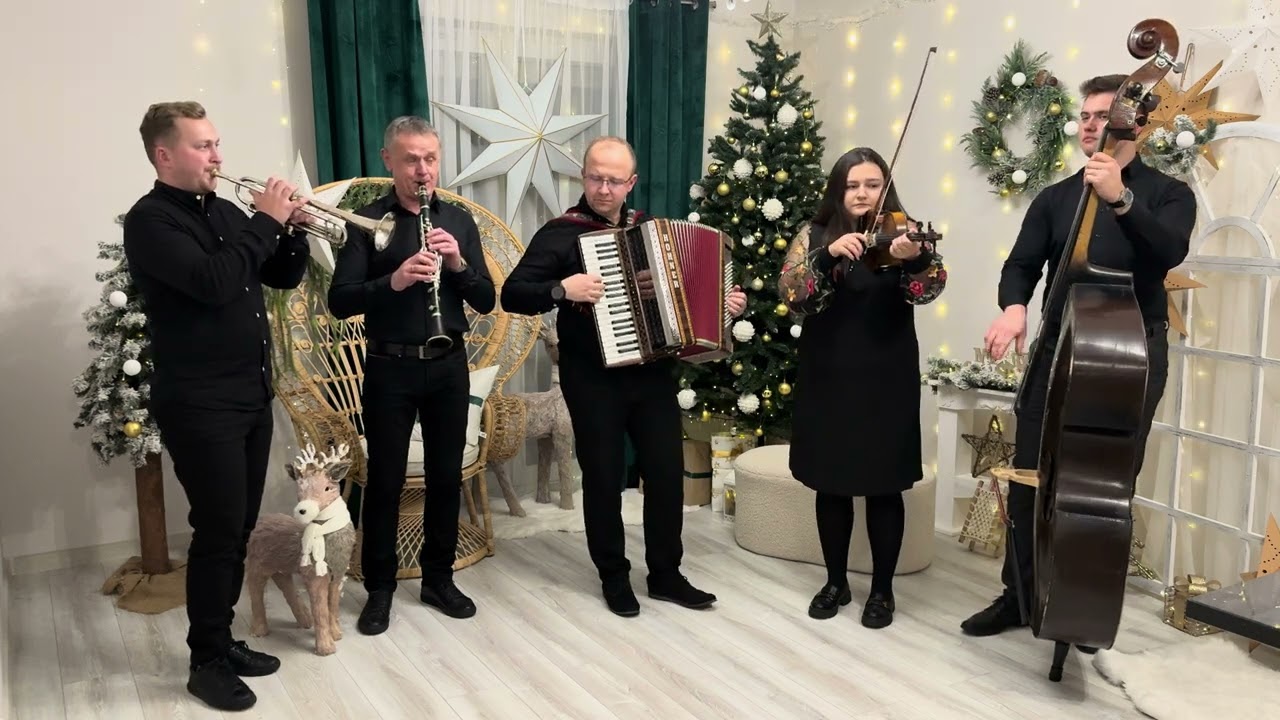 Przybieżeli do Betlejem - pietrek i przyjaciele