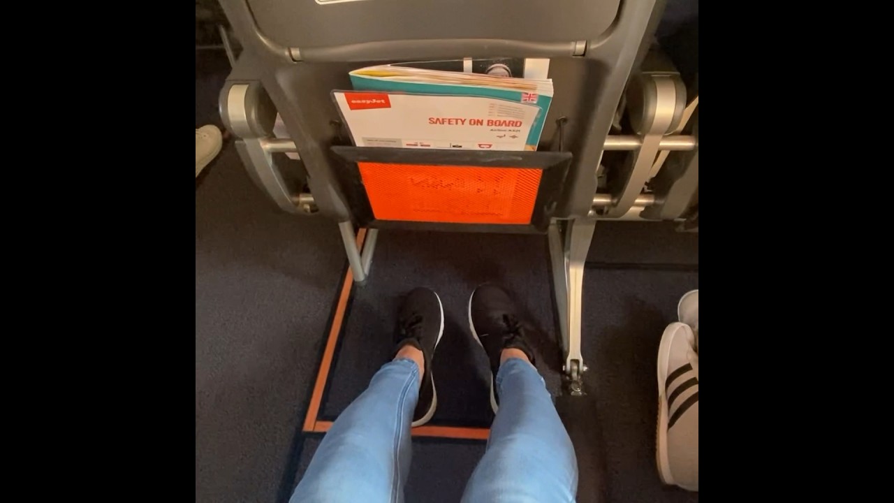 EasyJet extra leg room seats row 19 D & E onboard EasyJet’s A321neo.