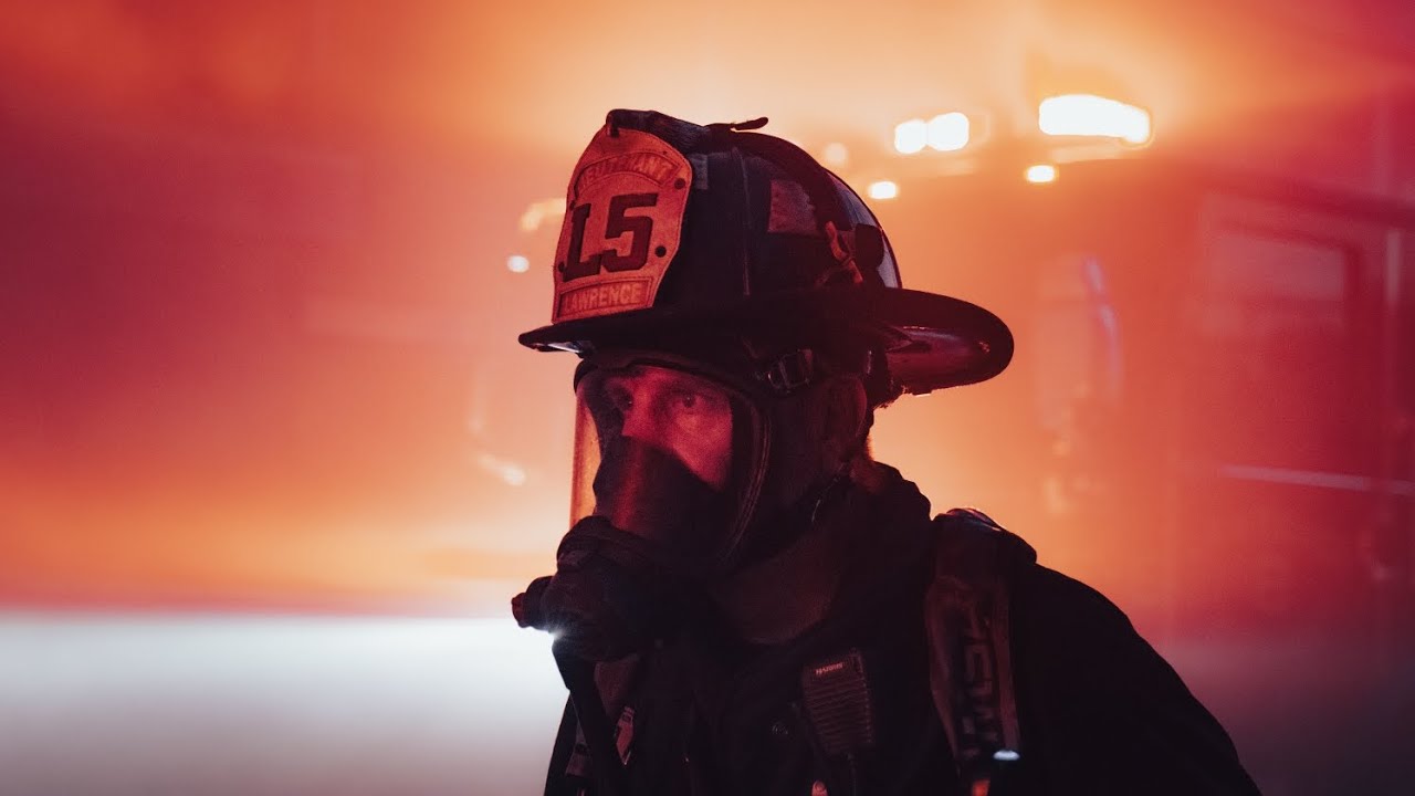 5+ Alarm Fire TEARS THROUGH 5 Buildings in Lawrence