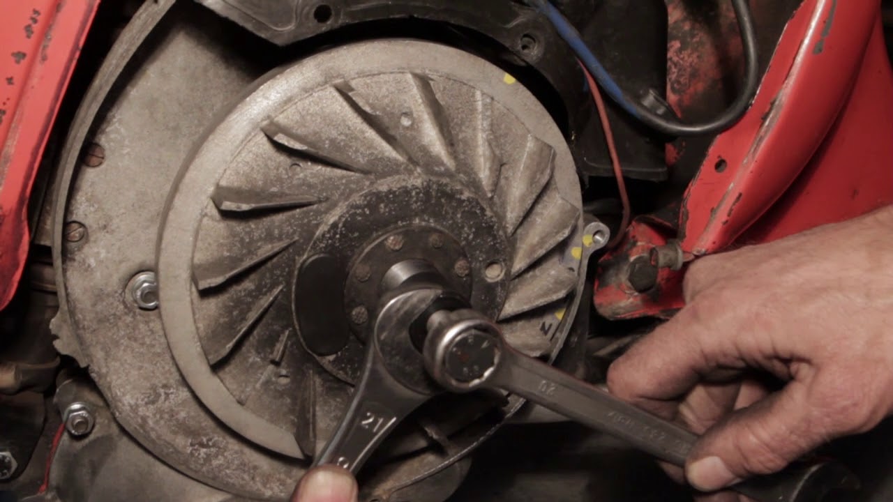 Vesbar Schrauberserie Folge 2 #elektrik #vespa #Zündungeinstellen