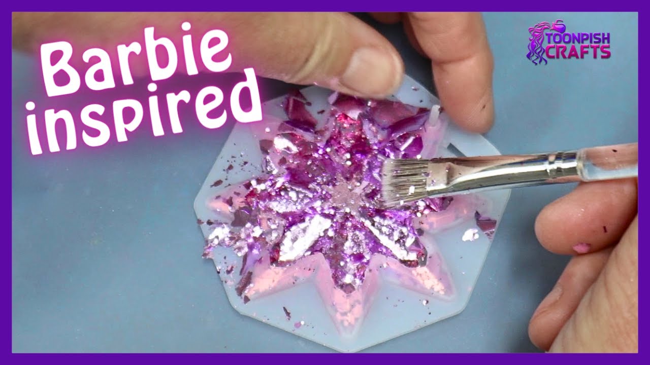 Simple resin moulds make beautiful decorations