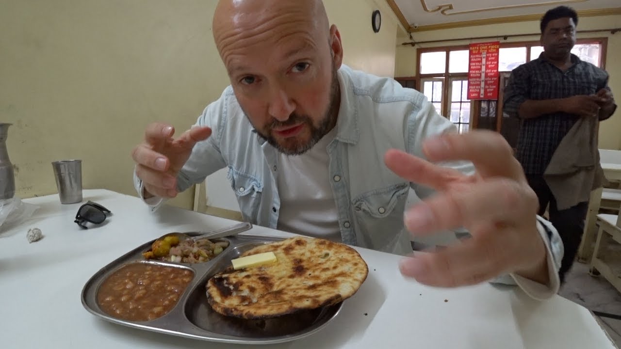 🇮🇳 Пробуем панджабскую кульчу за 1 доллар // Влог об индийской кухне