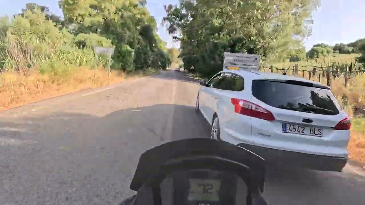 Ruta por montaña Yamaha nmax ruteros campo de Gibraltar