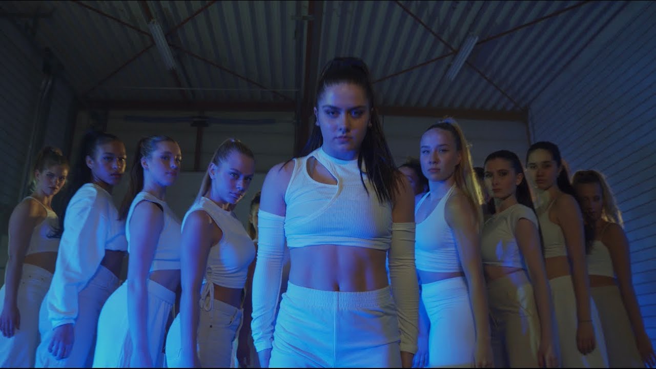 Christiaan Sevenhuijsen Choreography  | Bottom of the river - Delta Rae