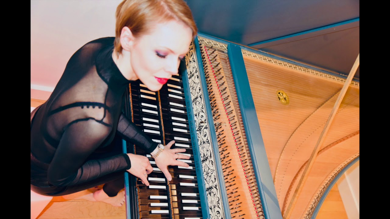 F. Couperin: Ordre 6ème de clavecin in B flat major; Magdalena Baczewska, harpsichord