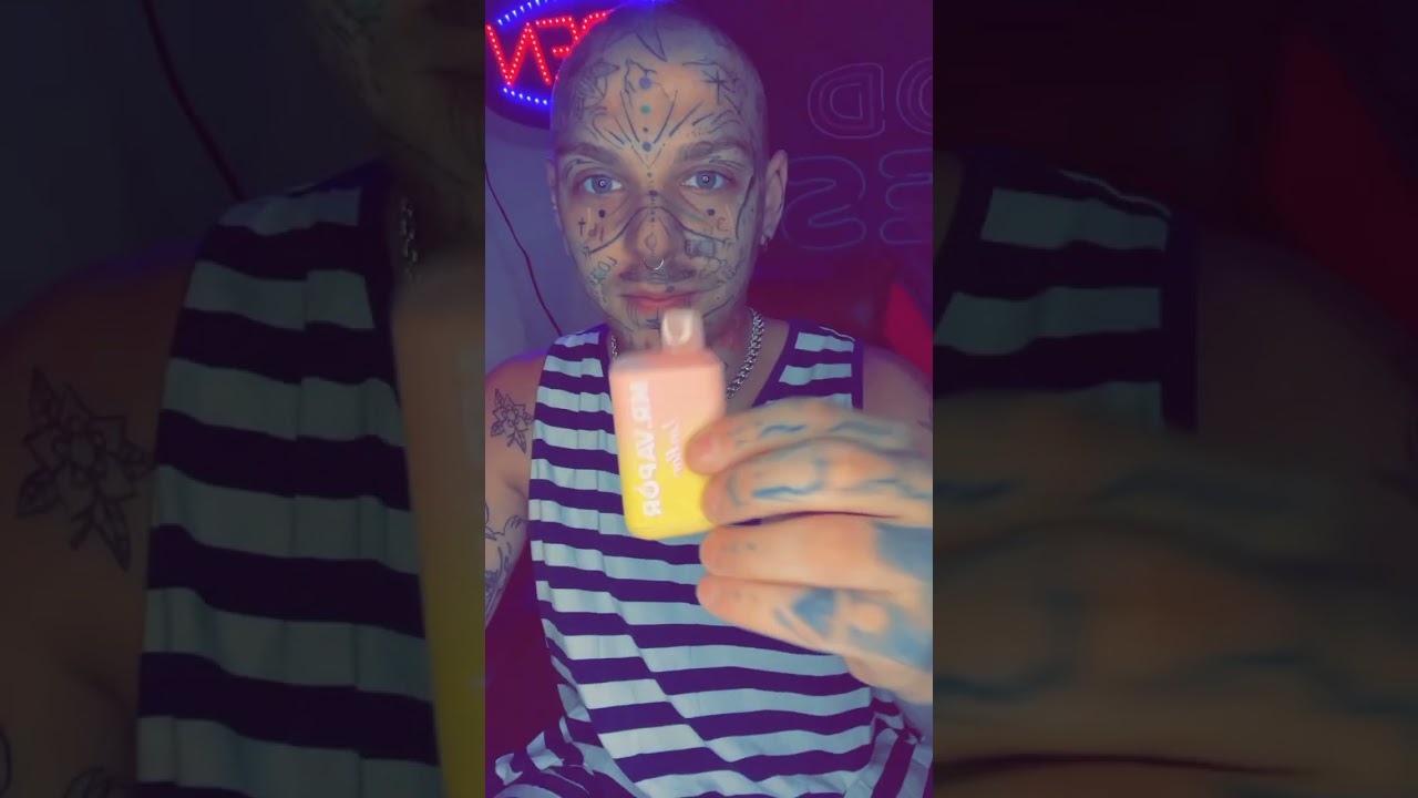 MR. Vapor lux bar vape sesh👀👀