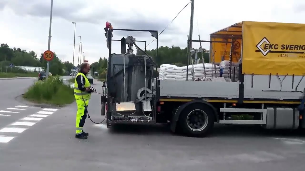 SWEDEN - Thermoplastic road marking project performed by EKC Sverige AB - Part 5 @MasterWorkers