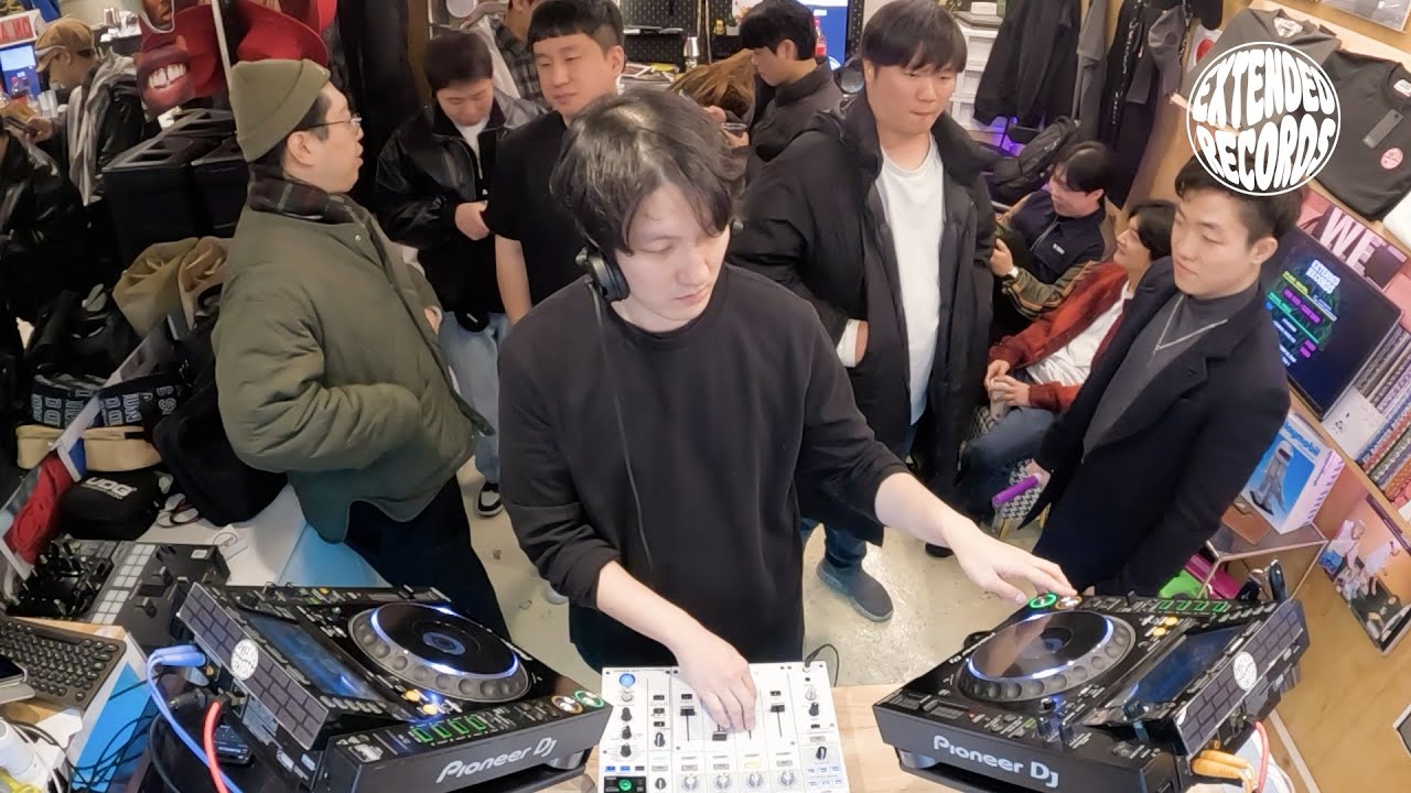 | Deep House & Soulful House | : Liquidicine /// EXTENDED RADIO