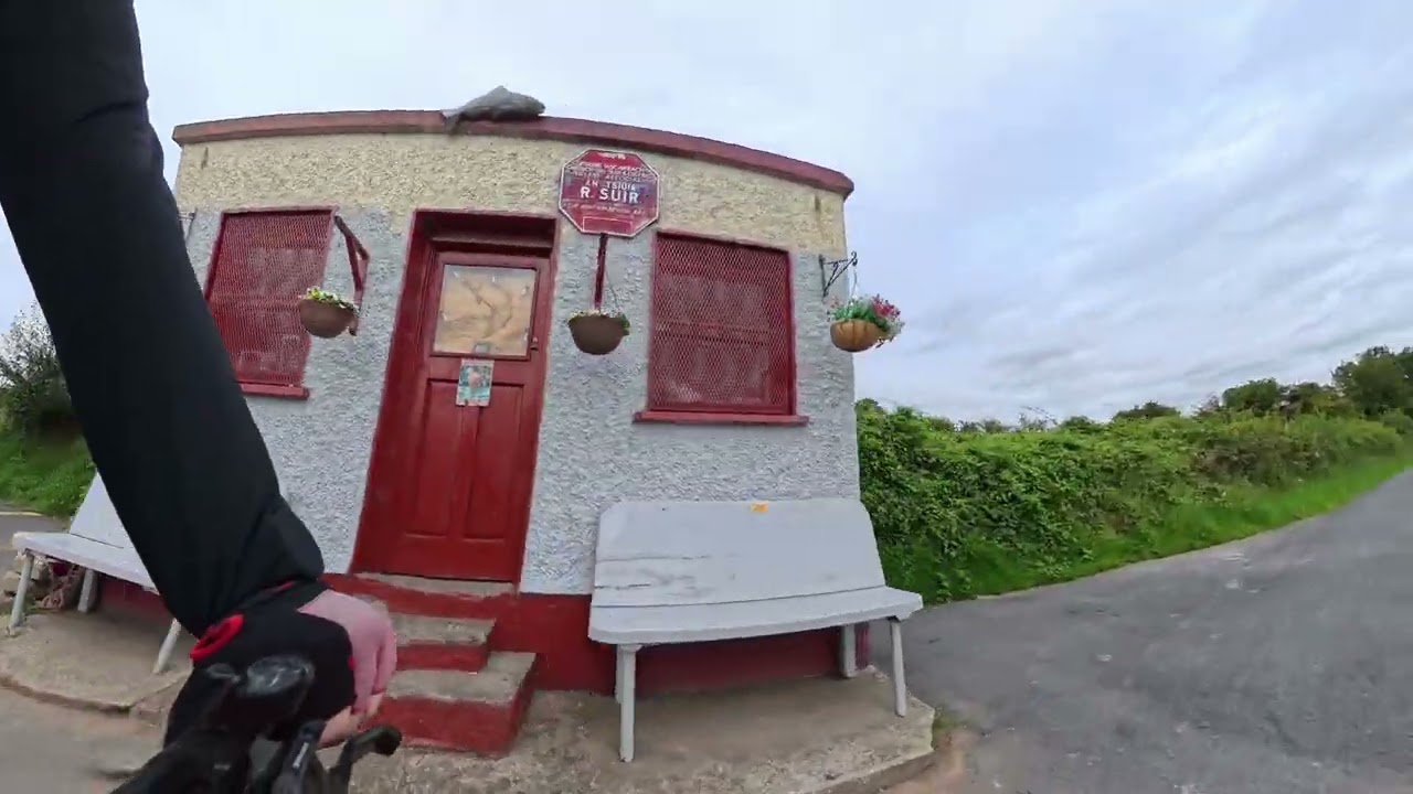 Cycling to Carrick-on-Suir