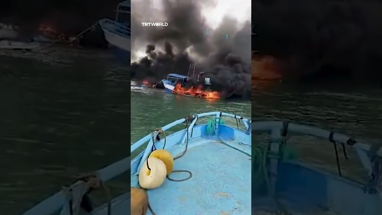 Massive fire damages dozens of boats at Ecuador fishing port