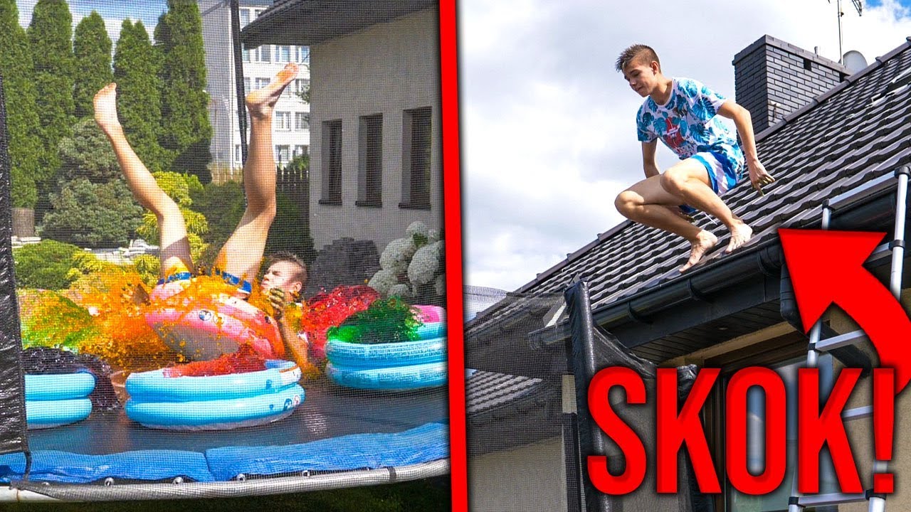 SKOK Z DACHU NA TRAMPOLINĘ Z BASENIKAMI Z WODĄ! *niebezpieczne*