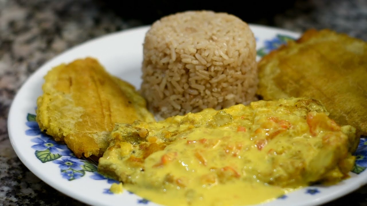 Filete de Tilapia Roja En Salsa de Coco & Crema de Leche