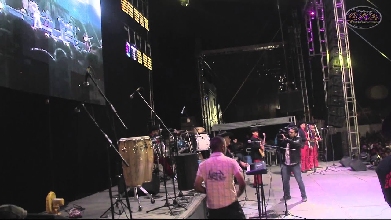 Banda Arkangel R-15 - presentacion - Feria Tepic 2015 Part 1..GRB..