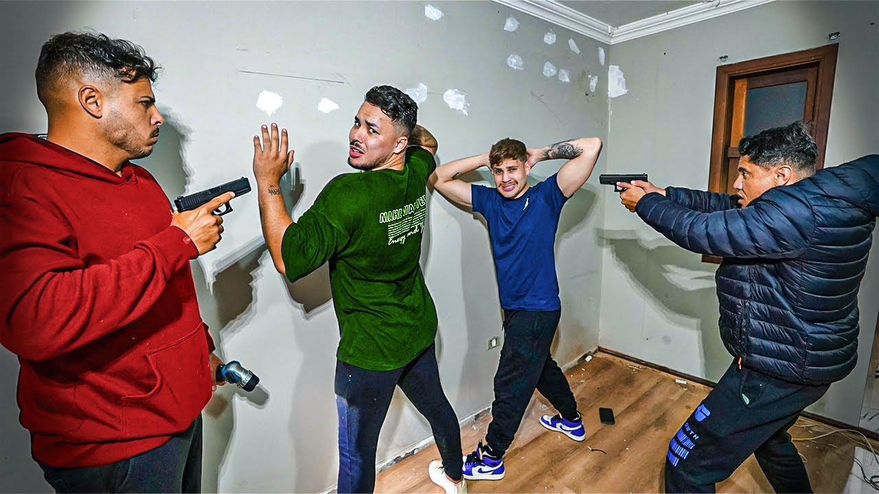 O ALARME DA CASA ANTIGA TOCOU ....SOS