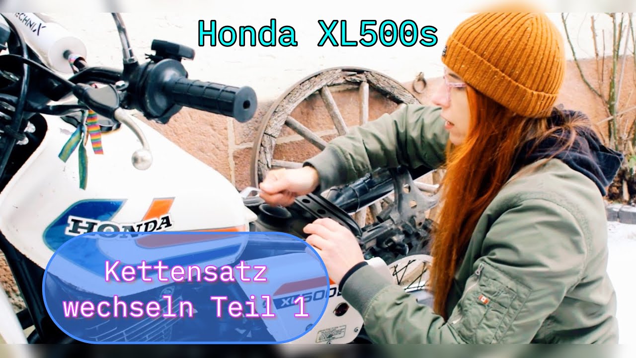 Honda XL500s Kettensatz wechseln Tei1/Sitz und Tank abnehmen