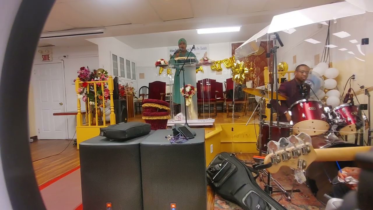 Adoration par sr sterline