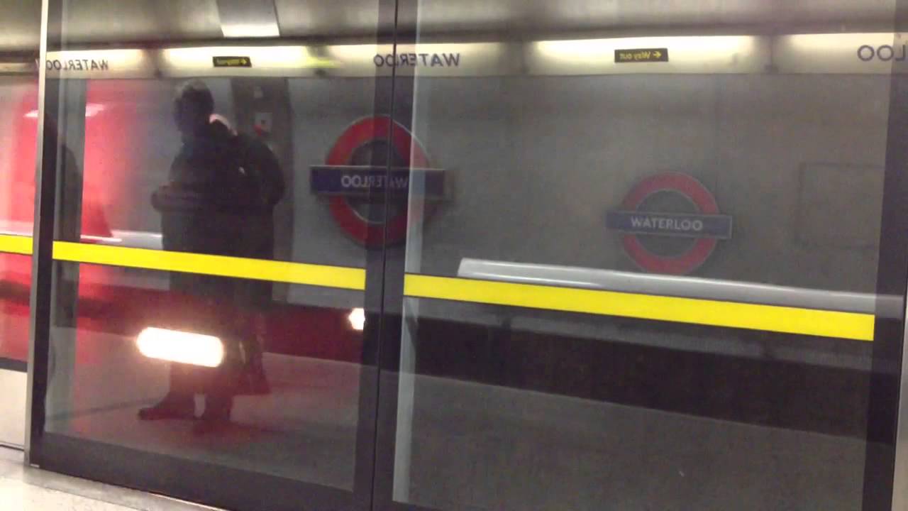 Jubilee Line 96 Stock Arriving at Waterloo