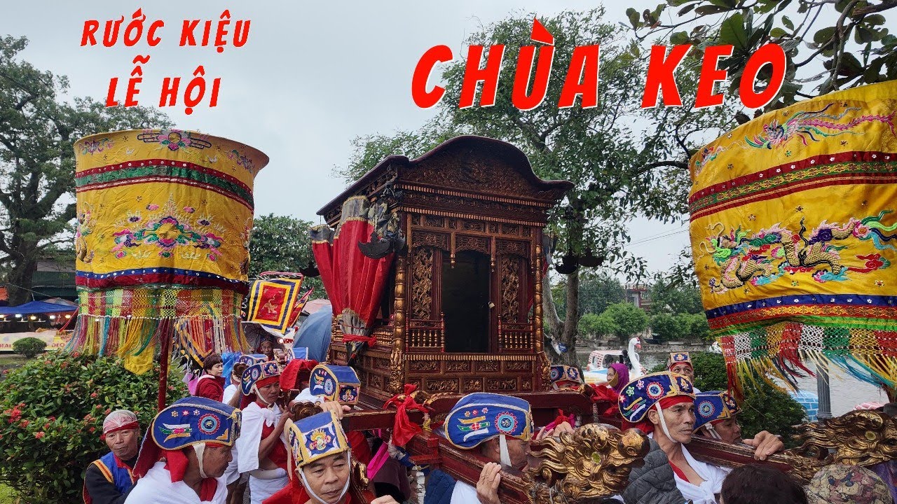 Rước kiệu lễ hội Chùa Keo