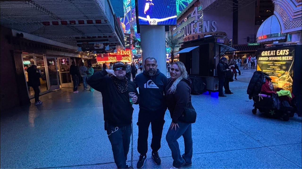 LAS VEGAS NV 😎🤙🔥📞 happy Saturday night live freemont street downtown las vegas nv