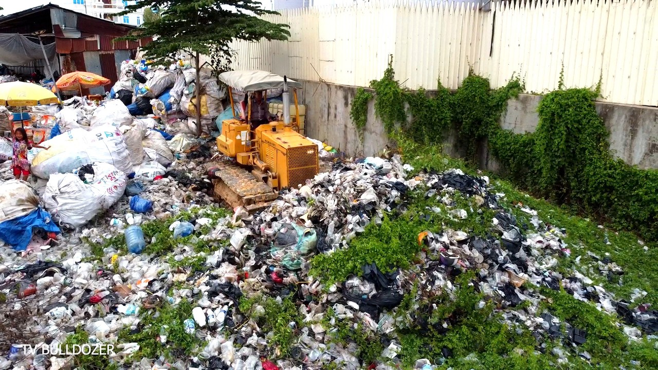 Great Full Project LANDFILL & DELETE POND TRASH By Good D31P KOMATSU Dozer Pushing Soil & 5Ton Truck