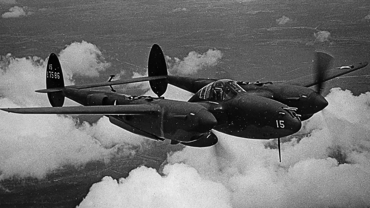 Японские пилоты были ошеломлены американскими истребителями P-38 Lightning на Соломоновых островах.