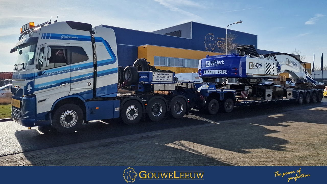 LIEBHERR LH80 COMPLETE PAINTING PROCESS | Paint shop Gouweleeuw