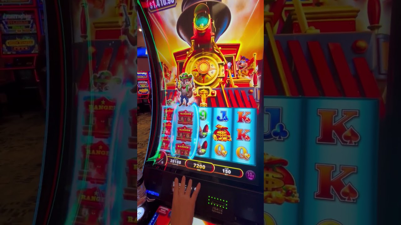 CHOO! CHOO! A CRAZY TRAIN! BONUS ON A 15.00 BET #slots #casino #train #railroad #gamble #jackpot