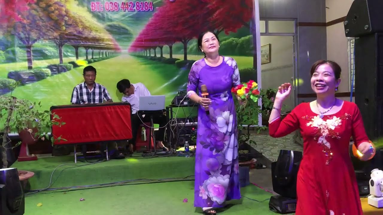 Phan hiệp trình bày . Mùa Xuân quê nhà 