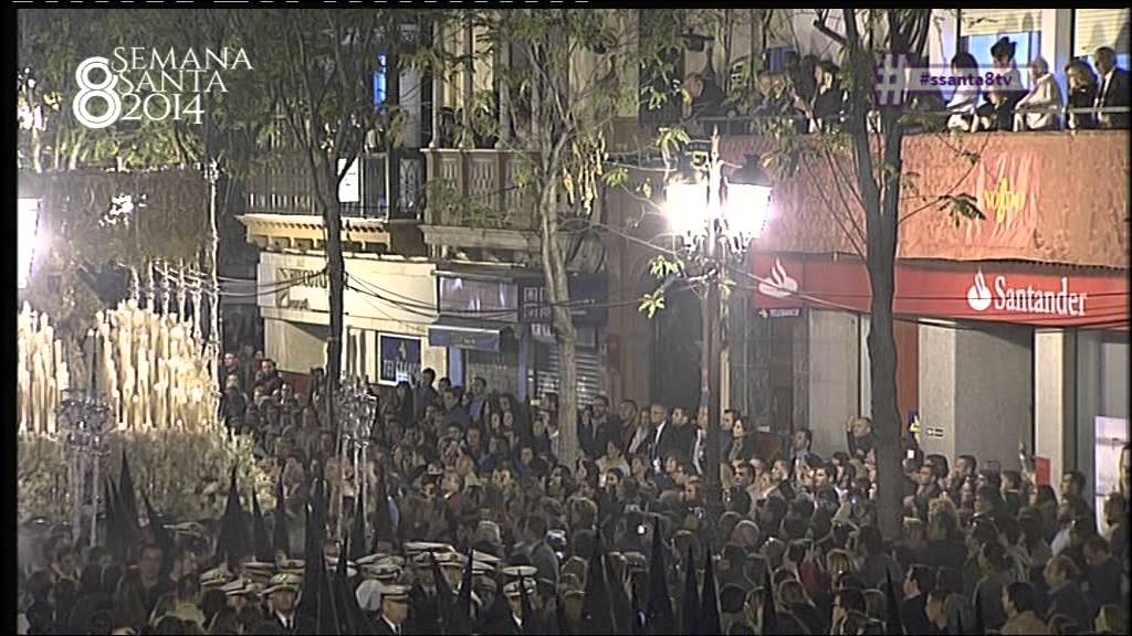 Virgen de La Esperanza de Triana Campana 2014
