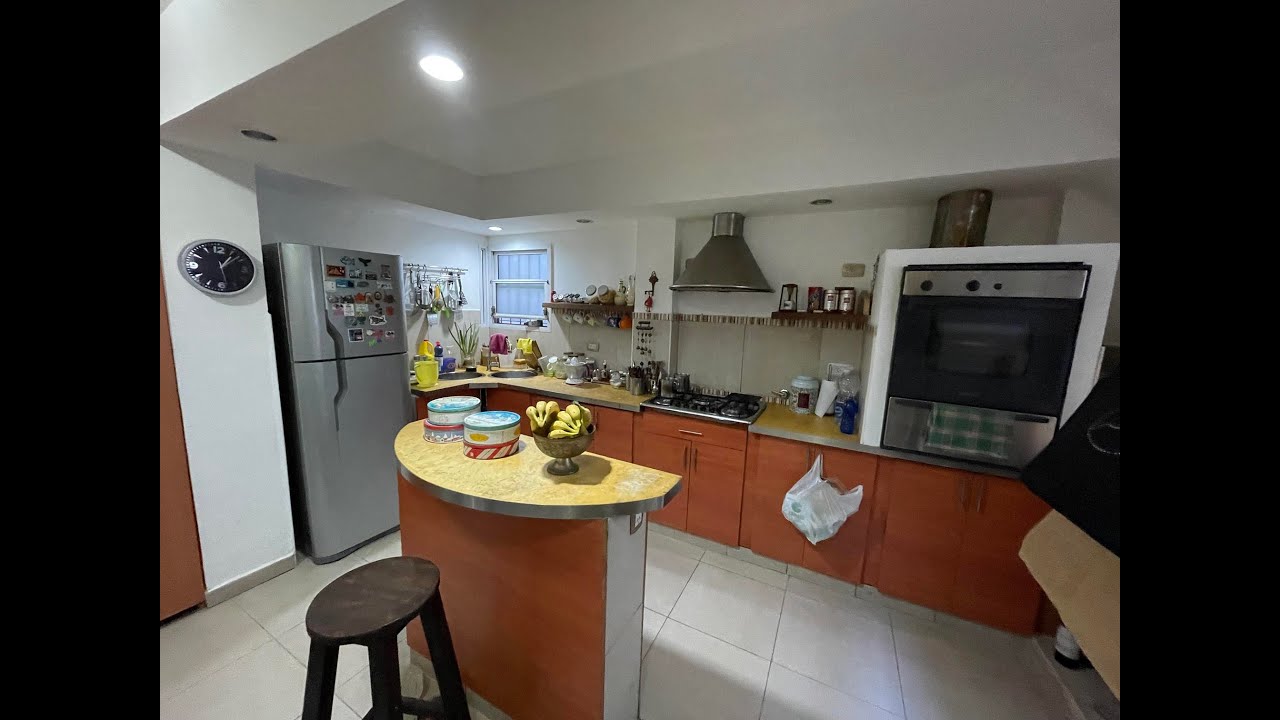Av Nazca 3500, CABA/ PH 3 ambientes / 2 baños/ patio / terraza/ parrilla/ reciclado u$s 170.000