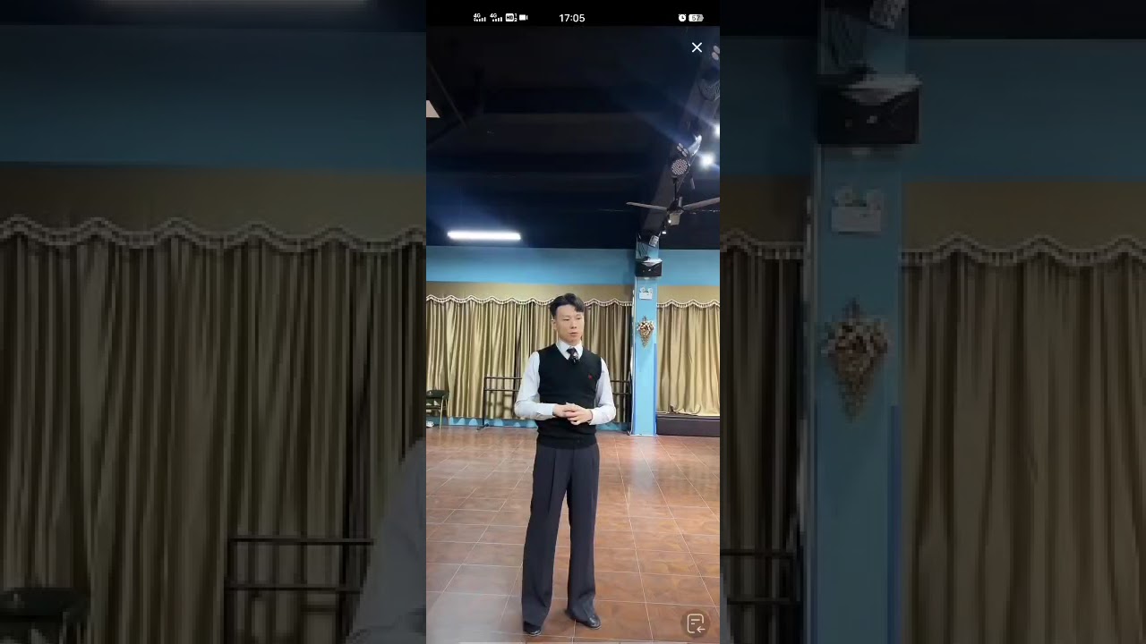 李强 快步舞练习