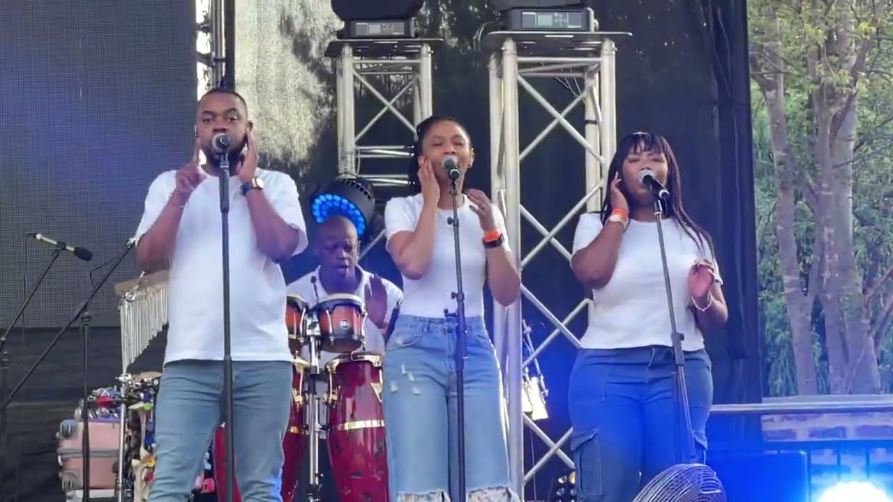 Zonke-Jik’Izinto:Live performance