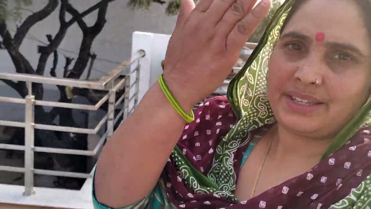 होली के लिए बना दिए मैंने बङ गुल्ले😃😄